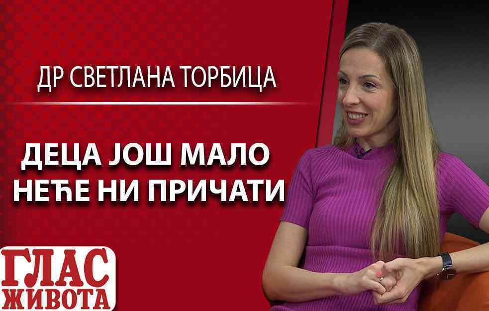 DECA JOŠ MALO NEĆE NI PRIČATI (VIDEO)